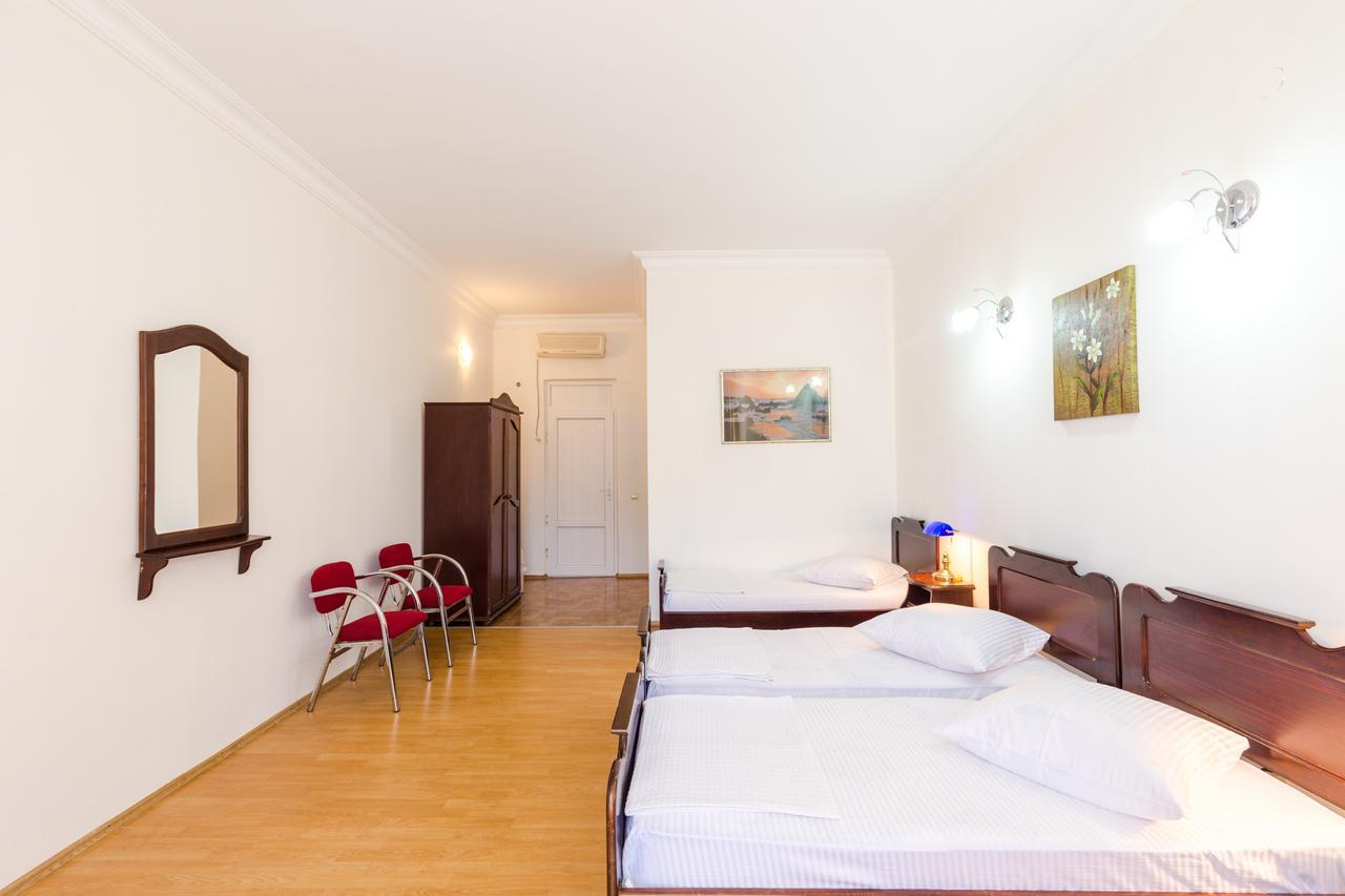 Hotel Simpatia Kobuleti Exteriör bild